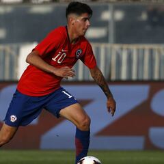 Araos demandó a Azul Azul por casi 400 millones de pesos