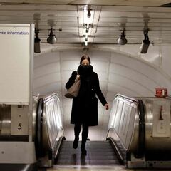 What is the Omicron BA.2 covid-19 variant? How contagious is the variant?