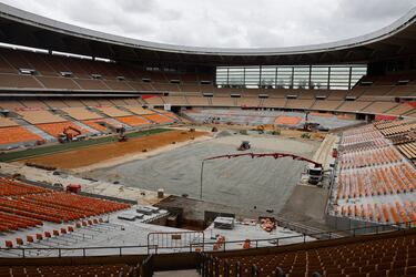 Obras en el estadio de La Cartuja. 
