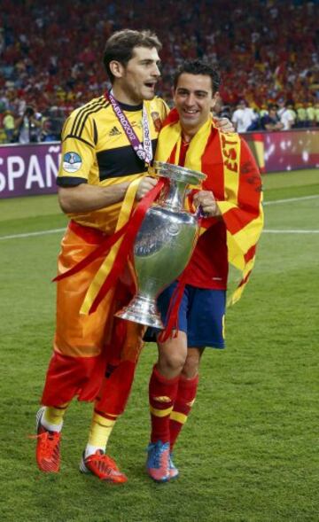 Eurocopa 2012. Final. España-Italia. La Selección ganó 4-0 a la 'Azzurra'. Iker Casillas y Xavi Hernández.