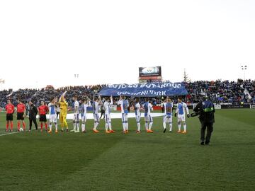 Starting line-ups.