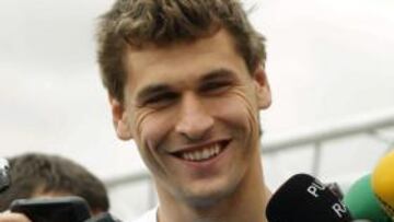 El Tottenham inglés ofrece 22 millones por Llorente