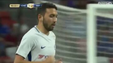 Los movimientos del 'Cimbi' en Chelsea... ¡casi marca un tanto!