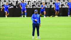 El entrenador de El Salvador, Hugo Pérez, dio a conocer que tres jugadores de El Salvador no estarían para el partido ante Panamá por decisión técnica.