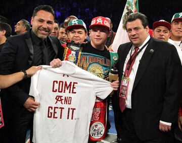 Las fotos más espectaculares del brutal KO de Canelo a Amir Khan