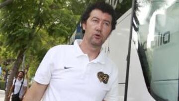 <b>SINCERO. </b>Mandiá, junto al autobús del Hércules.