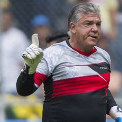 Héctor Miguel Zelada: 'Memo' es el mejor arquero del mundo'