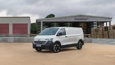 Volkswagen Transporter 2025: Precio y novedades de la Combi de carga