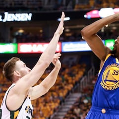 El poder de Durant (38+13) evita la sorpresa en Salt Lake City: 3-0