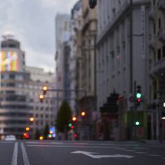 WHO: Lockdowns should be lifted in 2-week stages to stem Covid-19 spread