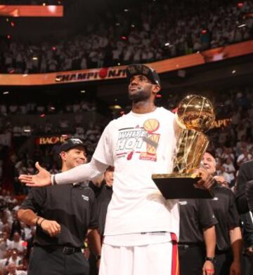 2013. Miami Heat-San Antonio Spurs. En su tercera final consecutiva con Miami volvió a conseguir el anillo y fue, una vez más, MVP de las Finales. Ganaron 4-3 a los Spurs.