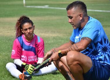 El equipo de fútbol femenino que arrasa camino a la primera división