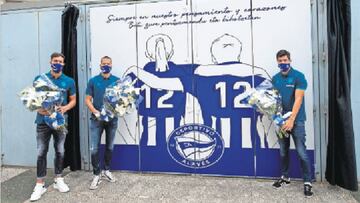 Pacheco, Laguardia y Manu García, los capitanes y pesos pesados del vestuario, rindieron ayer un homenaje a la afición.