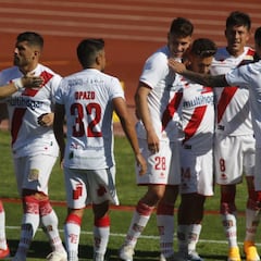 Curicó Unido ganó a Palestino y se metió en zona de copas