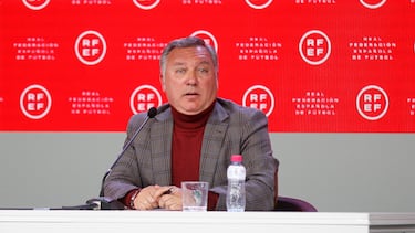 02/03/23 RUEDA DE PRENSA DE ANDREU CAMPS Y MEDINA CANTALEJO DEL COMITE ALBITRAL EN LA SEDE DE LA FEDERACION ESPAÑOLA DE FUTBOL
COMITE TECNICO DE ARBITROS COMITE ARBITRAL