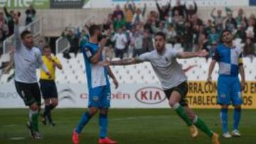 El Racing gana con remontada