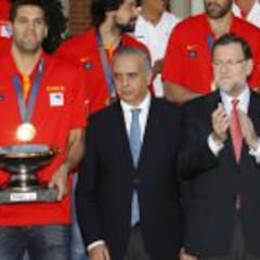 Recibidos como héroes: "Nos habéis hecho felices a todos"