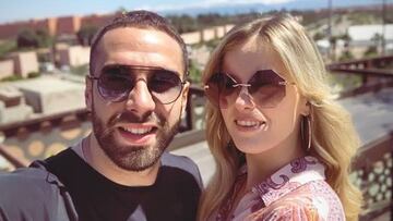 El futbolista Dani Carvajal y la modelo Daphne Ca&ntilde;izares.