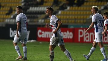Futbol, Coquimbo Unido vs Huachipato
Duodecima fecha, campeonato Planvital 2022
El jugador de Huachipato Walter Mazzantti celebra el gol, durante el partido de primera division realizado en el estadio Francisco Sanchez Rumoroso de Coquimbo, Chile.
08/05/2022
Hernan Contreras/Photosport
Football, Coquimbo Unido vs. Huachipato
Twelfth date, Planvital 2022 championship
The Huachipato player Walter Mazzantti celebrates the goal during the first division match held at the Francisco Sanchez Rumoroso stadium in Coquimbo, Chile.
08/05/2022
Hernan Contreras/Photosport