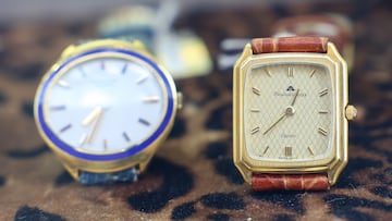 Relojes en un escaparate, a 27 de marzo de 2025, en Madrid (España). El cambio de hora es una práctica establecida en la mayoría de los países europeos con el objetivo de aprovechar mejor la luz solar y reducir el consumo energético. Sin embargo, en los últimos años su efectividad ha sido cuestionada. Diversos estudios han señalado que el ahorro energético que proporciona es mínimo en la actualidad, ya que los hábitos de consumo han cambiado y la tecnología ha optimizado el uso de la energía. En 2019, el Parlamento Europeo votó a favor de eliminar el cambio de hora en la Unión Europea, permitiendo que cada país decidiera si mantener el horario de verano o el de invierno de manera permanente.
27 MARZO 2025
Marta Fernández / Europa Press
27/03/2025