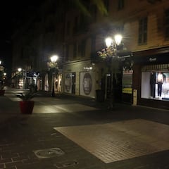 Francia prohíbe que se vendan productos no esenciales en hipermercados