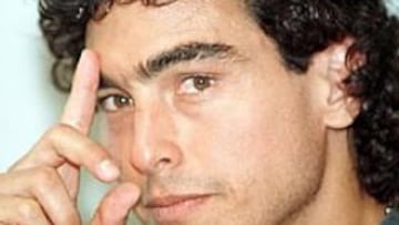 <B>TENDRÁ QUE LIMPIAR SU IMAGEN.</B> Chemo del Solar no volverá a la disciplina técnica del Real Madrid hasta que no lave su imagen tras su positivo por benzoilecgonina.