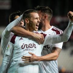 La afición del Albacete se ilusiona con su equipo