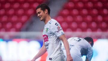Action photo during the match Guadalajara vs Jaguares at Omnilife Stadium 2016 Apertura MX Cup.-- Foto de accion durante el Partido Guadalajara vs Jaguares en el Estadio Omnilife, Partido Correspondiente a la Jornada 2 del Torneo Copa MX Apertura 2016, en la foto: Martin Zuniga
---26/07/2016/ MEXSPORT/ Cristian de Marchena.