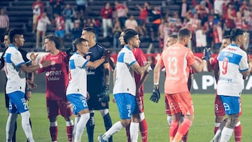 “Me despido del club donde crecí desde los 11 años... Hoy dejo de ser jugador del plantel”