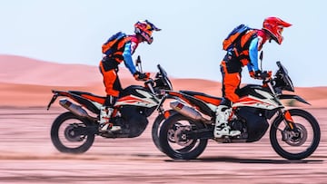 KTM presenta las nuevas 790 Adventure y 790 Adventure R