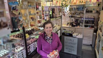 Una mujer se jubila a los 69 años y deja una mala noticia sobre el futuro de su negocio tras décadas de éxito: “Me duele el corazón”