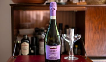 Costco retira botellas exclusivas de vino Prosecco que explotan y advierte sobre peligroso riesgo