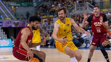 UCAM Murcia finaliza noveno y con moral en Canarias