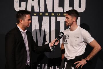 Ambos peleadores se declararon listos y brindaron algunas palabras antes de subir al cuadrilátero. Canelo está ante uno de sus más grandes retos y busca seguir sumando conquistas.