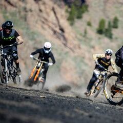 Así son 48 horas de MTB en Tenerife con un quinteto de lujo