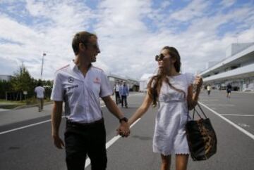 Michibata, la esposa de Button