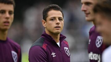 El equipo de la Premier League publicó en su sitio oficial que lo conseguido será donado a quienes lo necesitan, a través del fondo de ayuda que abrió el atacante mexicano.