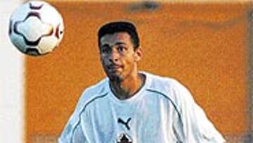 <B>A MANTENER EL NIVEL</B>. El jugador del Elche espera seguir a buen ritmo.