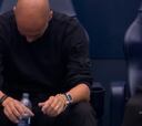 ¡Tierra, trágame! El nuevo portero de Guardiola la lía en su debut en el Etihad y vean a Pep...