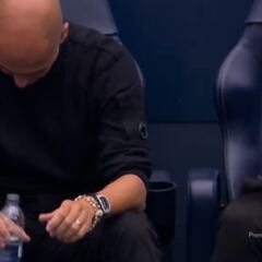 ¡Tierra, trágame! El nuevo portero de Guardiola la lía en su debut en el Etihad y vean a Pep...