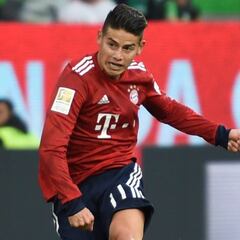 El Nápoles tienta a James