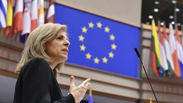 La Unión Europea pide a los Gobiernos tener vacunado en verano al 70% de los adultos