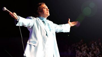 Juan Gabriel podr&iacute;a reaparecer el 7 de enero seg&uacute;n su ex agente