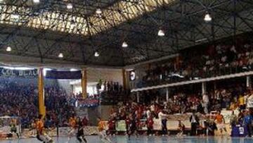 <b>CERRADO UN PARTIDO. </b>El pabellón del Benicarló permanecerá clausurado durante un partido.