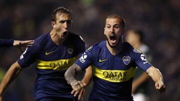 Benedetto celebra un gol