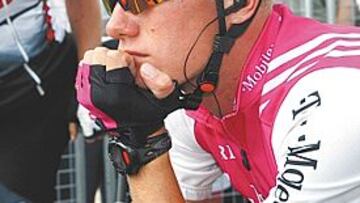 <b>TRISTE. </b>Alexandre Vinokourov sufrió una intoxicación y lo está pasando muy mal .