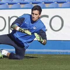 Diego Mariño ficha cuatro temporadas con el Sporting