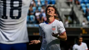 Taylor Twellman cuestiona al USMNT y se arrepiente de haberlos llamado la "generación dorada" de USA.