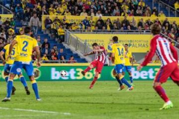 0-1. Koke marcó el primer gol.