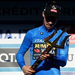 Roglic se une a la fiesta